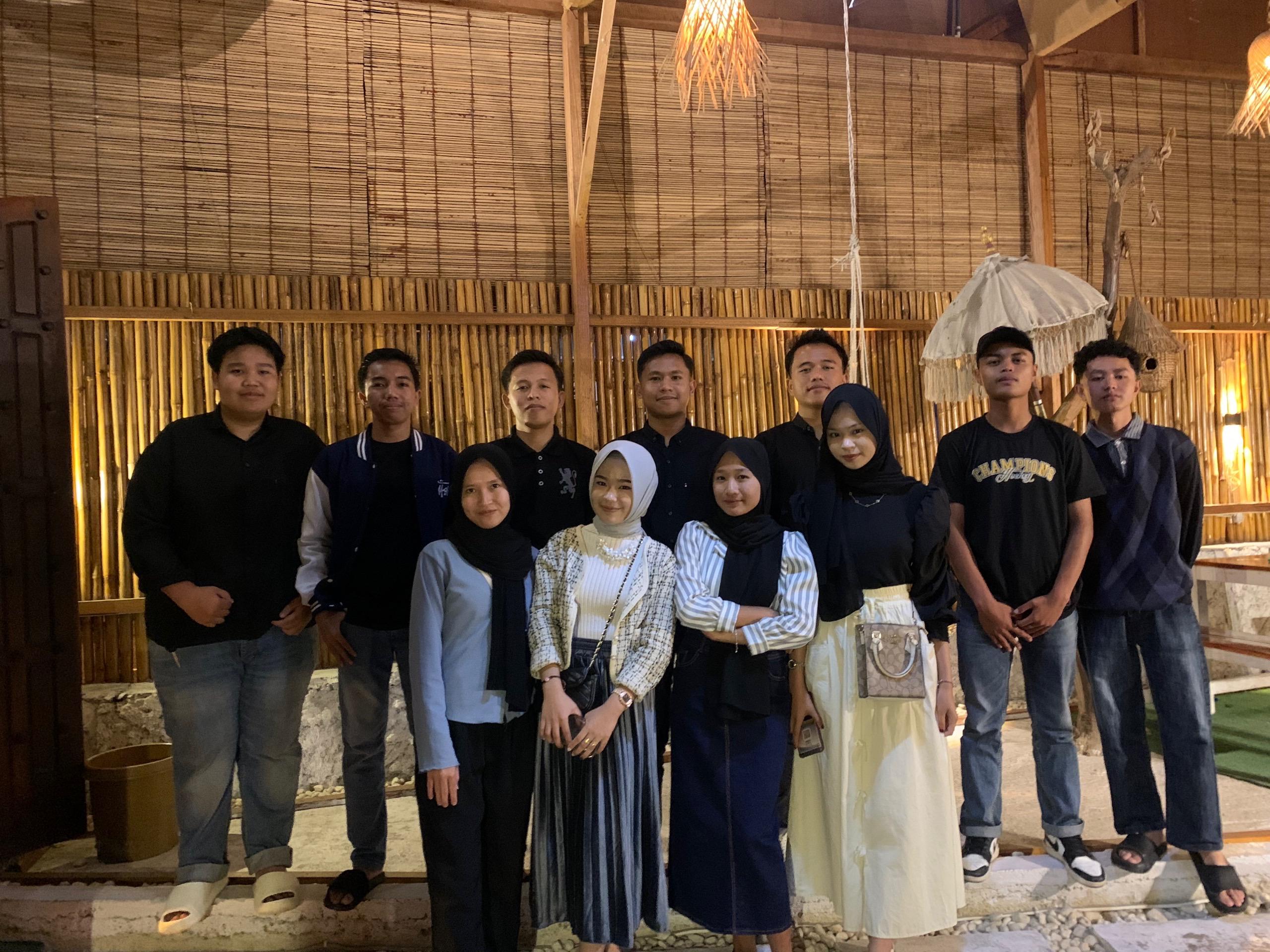 Breaking Fast Together